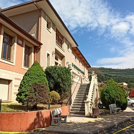 Hotel Guenes Exterior photo