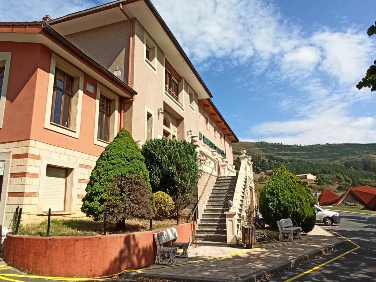 Hotel Guenes Exterior photo