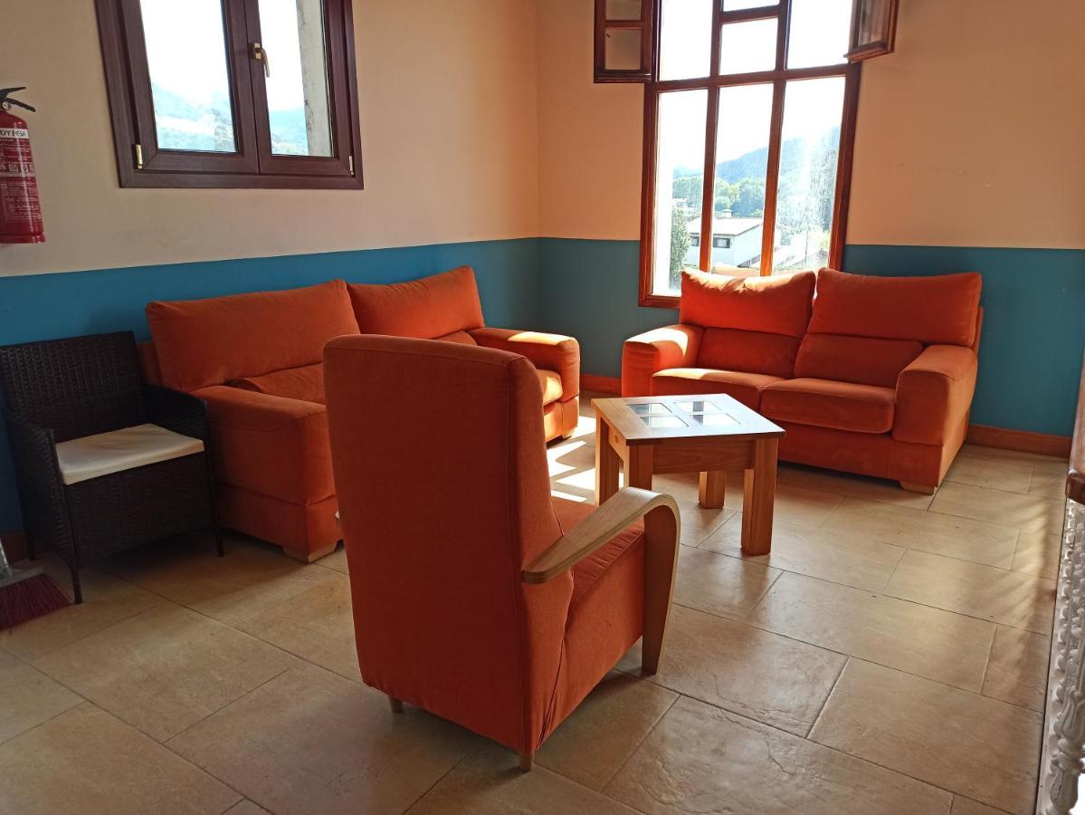 Hotel Guenes Exterior photo